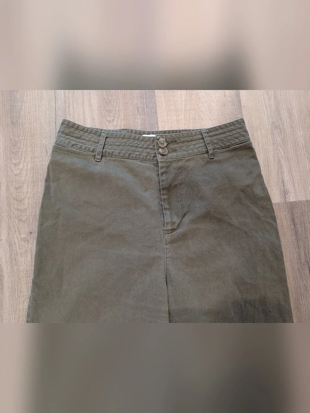 High-Rise Wide Leg Crop Pants in Olive - Picture 3 of 8